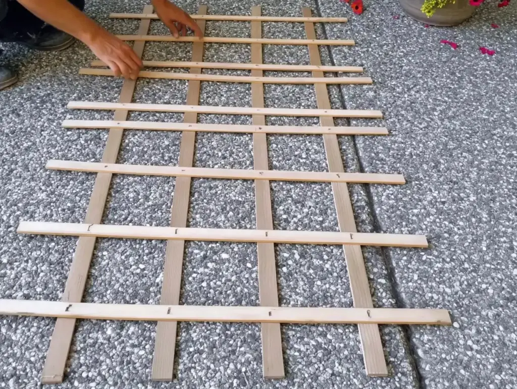 Lay Out Trellis Pieces