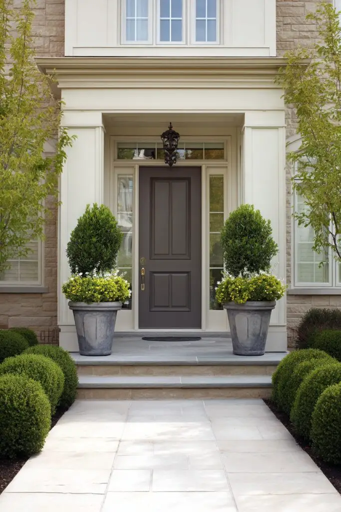Front Porch Planter Ideas for Stunning Entryways 2 Front Porch Planter Ideas for Stunning Entryways
